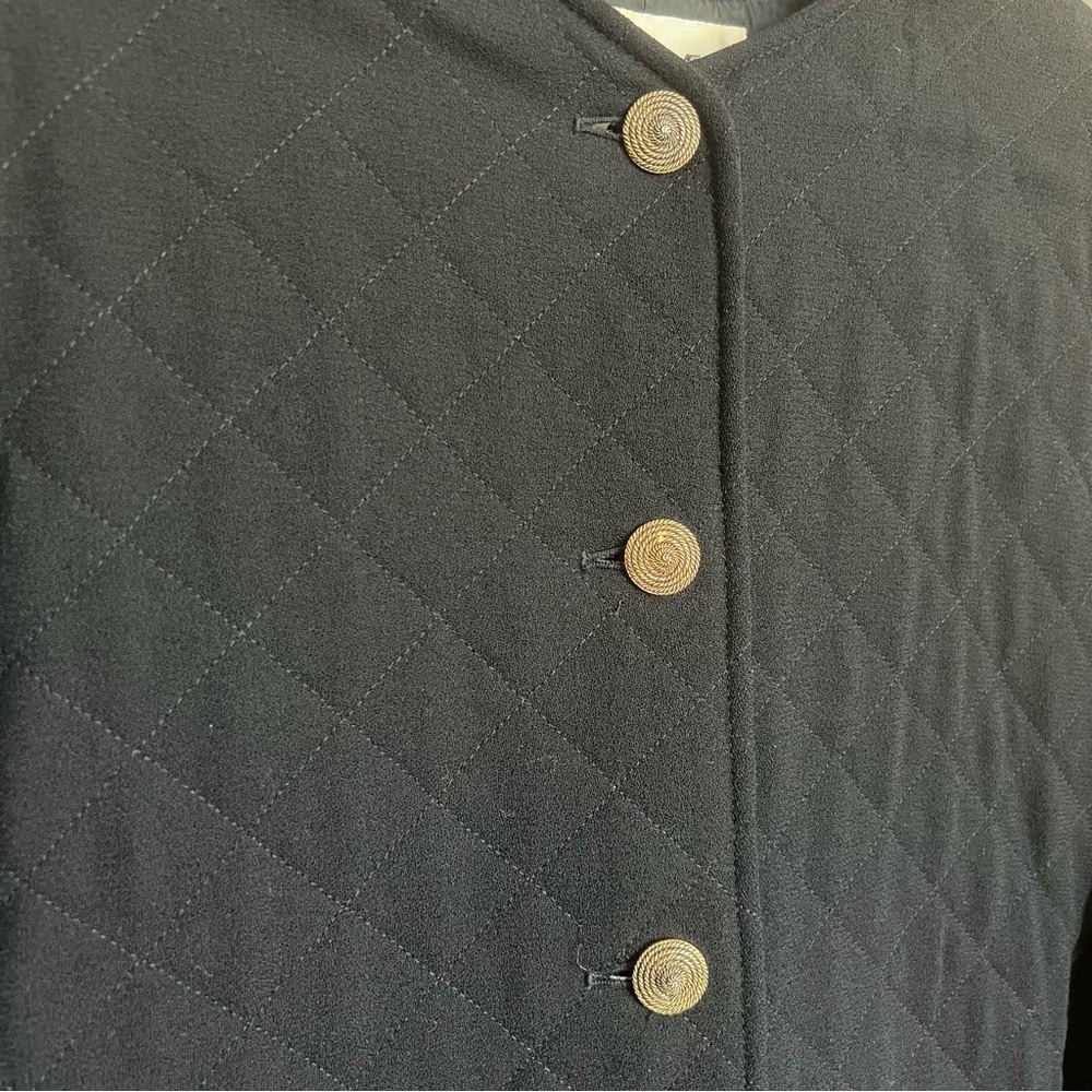VTG Jaeger Jacket/Blazer SZ 12 BLK Quilted Retro Classic Cropped Button Up - Picture 3 of 13